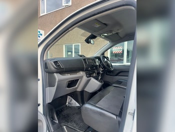 Used Vauxhall Vivaro 2020 for sale - 75637824: Photo