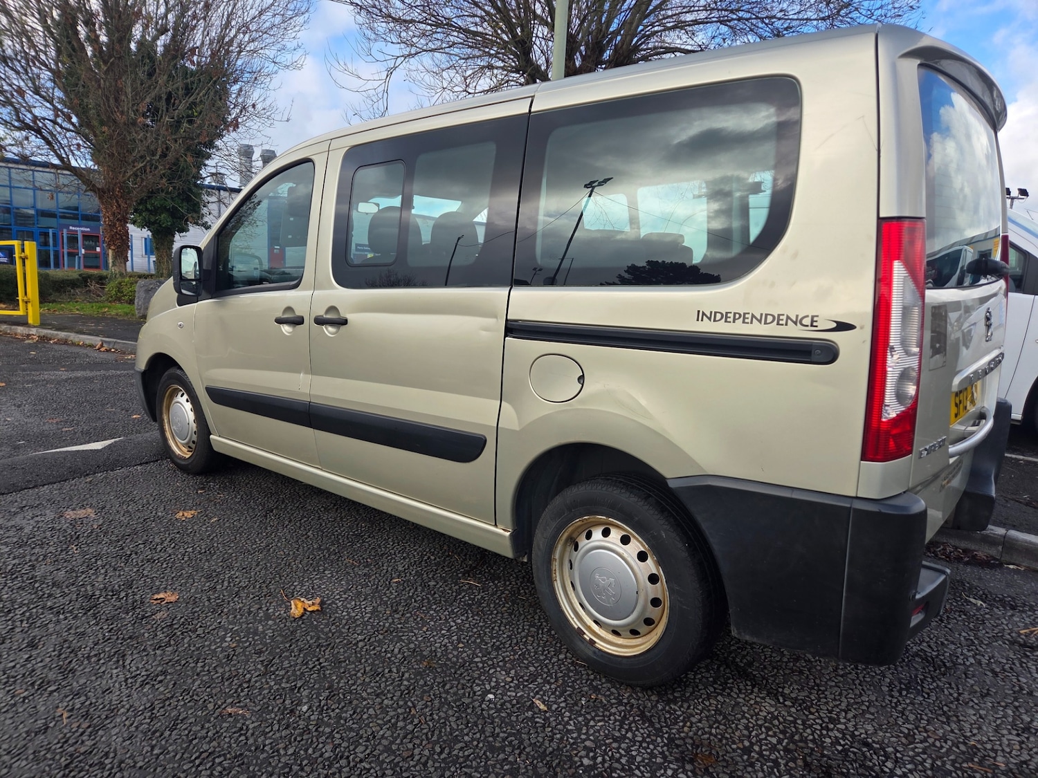 Used Peugeot Expert Tepee 2013 for sale - 76437195: Photo 6