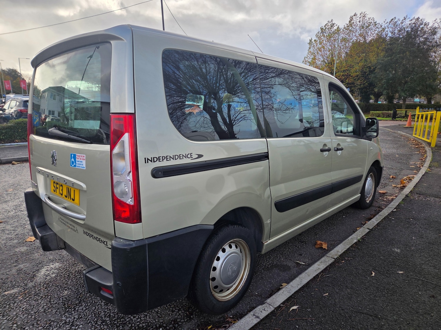 Used Peugeot Expert Tepee 2013 for sale - 76437195: Photo 7