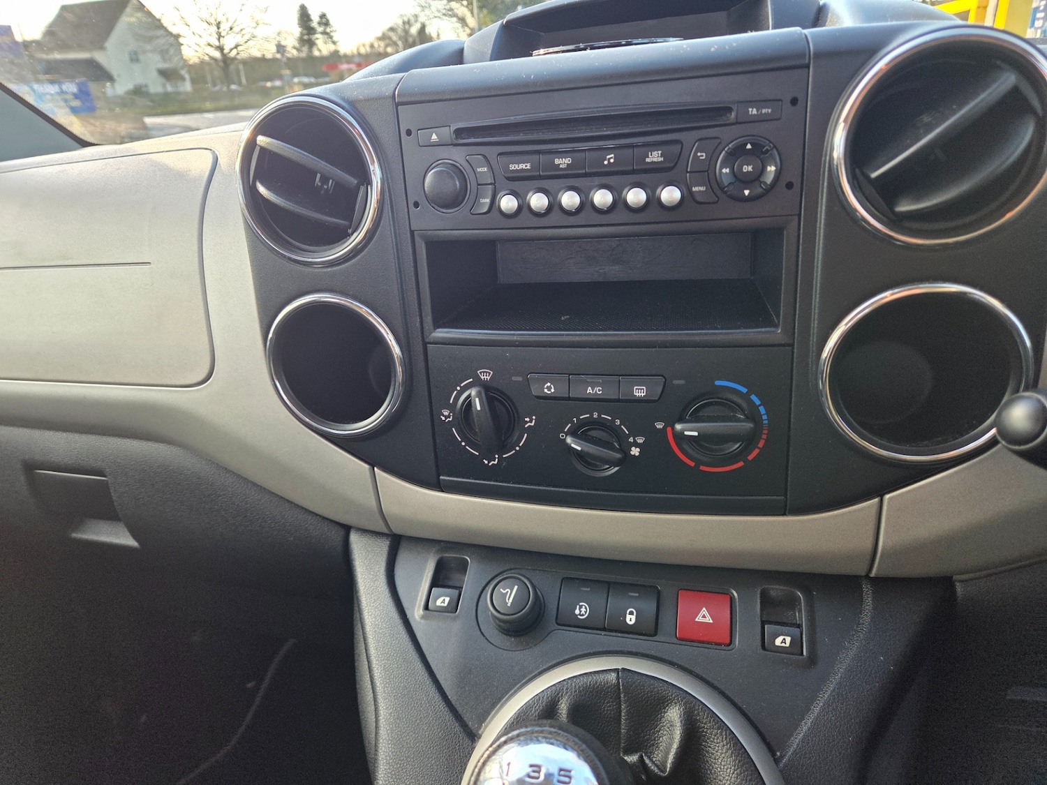 Used Peugeot Partner Tepee 2013 for sale - 77234493: Photo 10