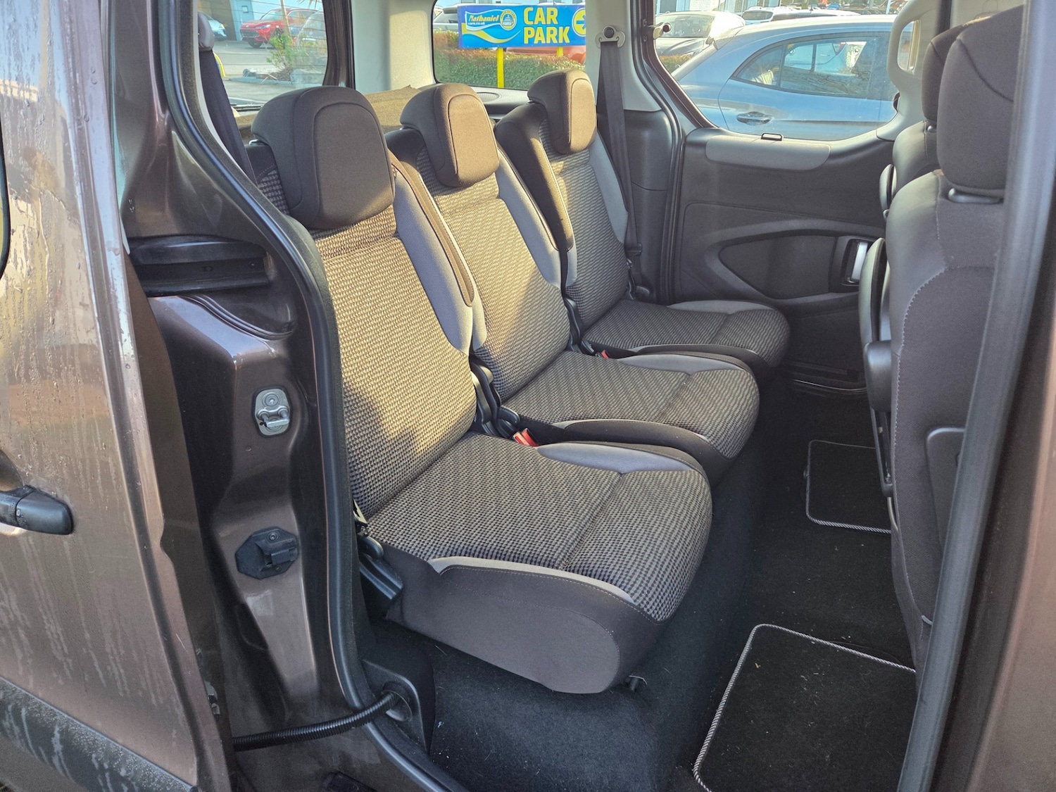 Used Peugeot Partner Tepee 2013 for sale - 77234493: Photo 18