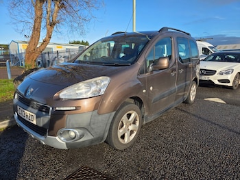Used Peugeot Partner Tepee 2013 for sale - 77234493: Photo