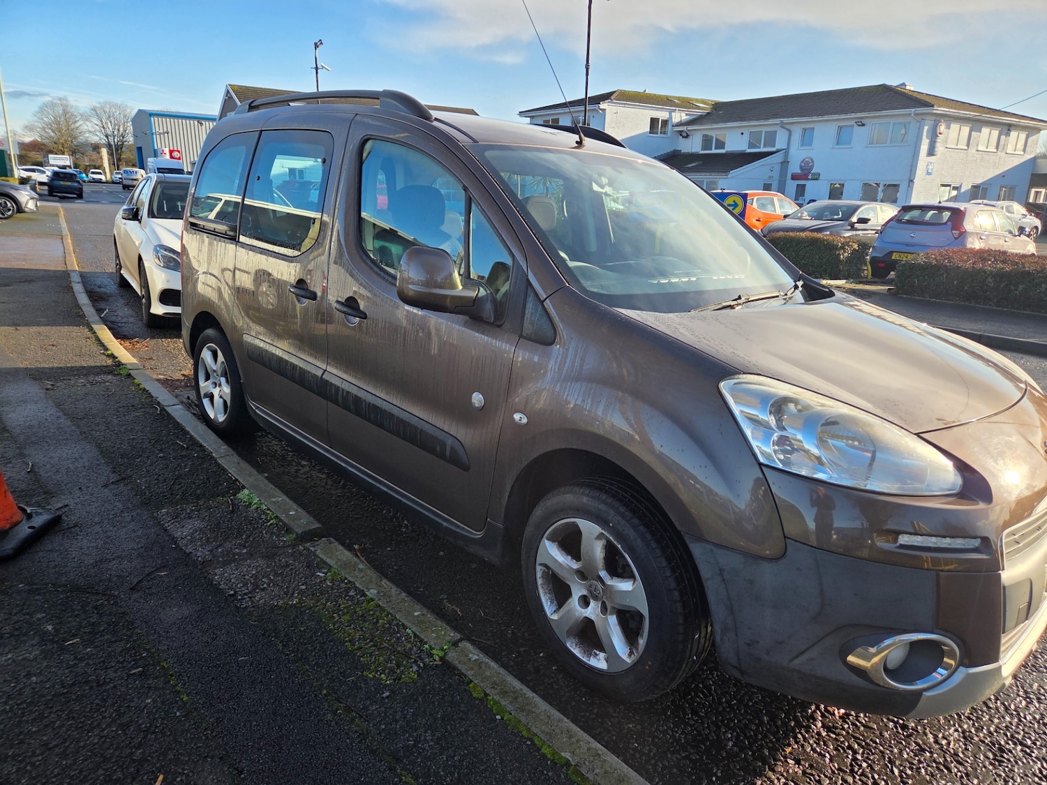 Used Peugeot Partner Tepee 2013 for sale - 77234493: Photo 2