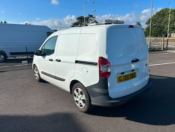 Used Ford Transit Courier 2020 for sale - 79439561: Photo