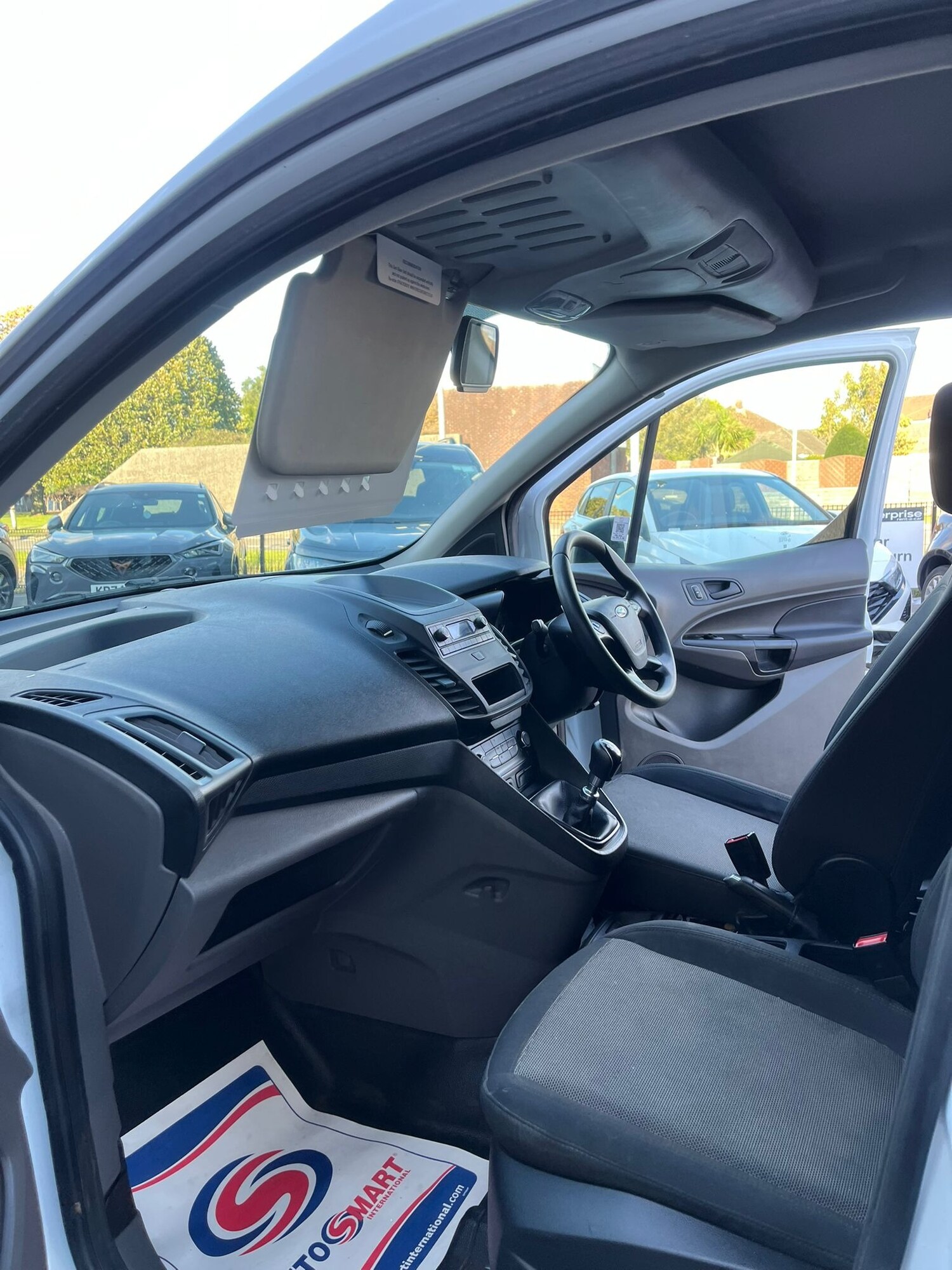 Used Ford Transit Connect 2018 for sale - 76065698: Photo 3