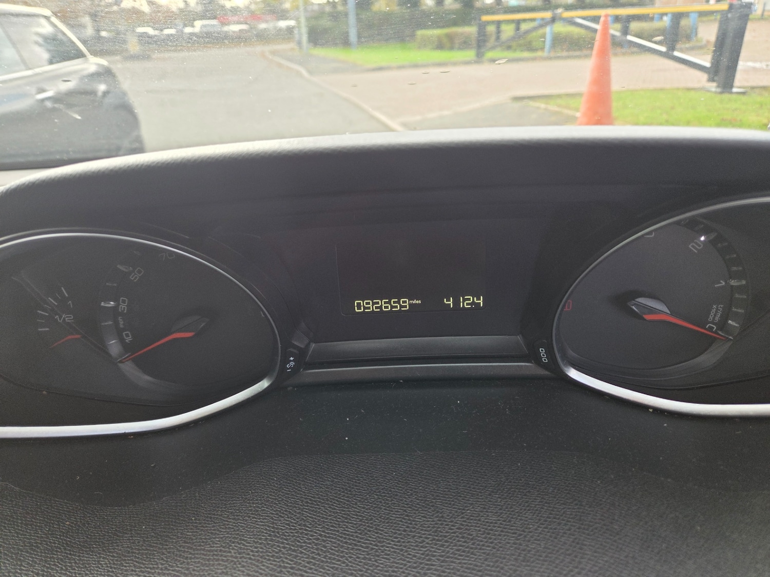 Used Peugeot 308 2016 for sale - 76374806: Photo 11