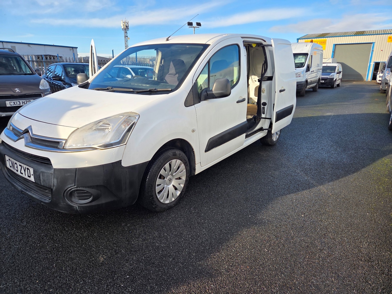 Used Citroen Berlingo 2013 for sale - 77234056: Photo 6