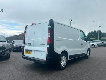 Used Renault Trafic 2017 for sale - 79611907: Photo
