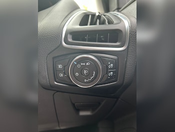 Used Ford Focus 2013 for sale - 78541953: Photo