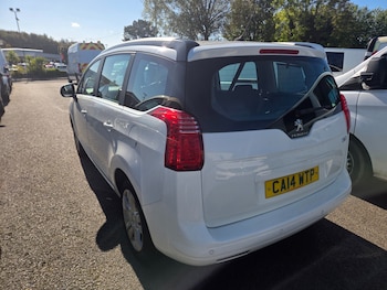 Used Peugeot 5008 2014 for sale - 76090809: Photo 2
