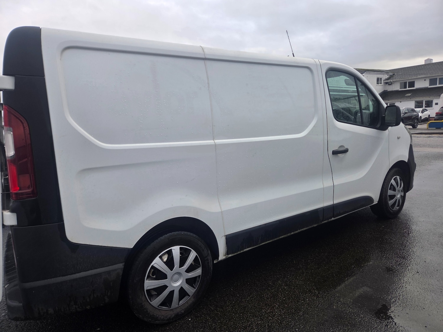 Used Vauxhall Vivaro 2016 for sale - 77475111: Photo 11
