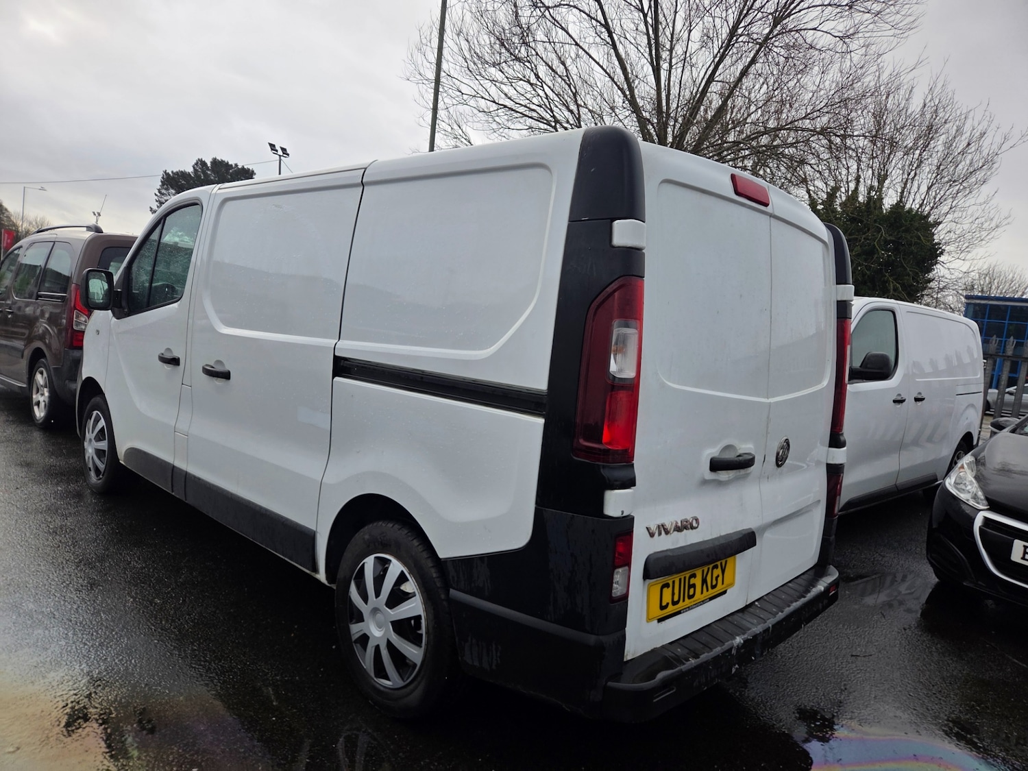 Used Vauxhall Vivaro 2016 for sale - 77475111: Photo 2