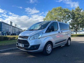Used Ford Tourneo Custom 2017 for sale - 79830415: Photo