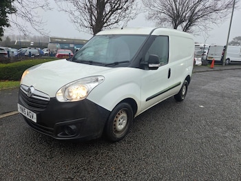 Used Vauxhall Combo 2015 for sale - 77643891: Photo