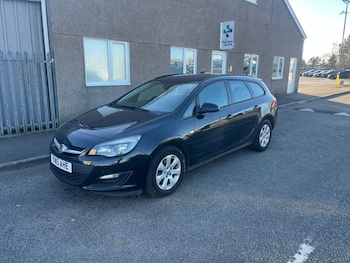 2015 (15) - Estate 5-Door