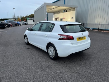 Used Peugeot 308 2017 for sale - 76314038: Photo