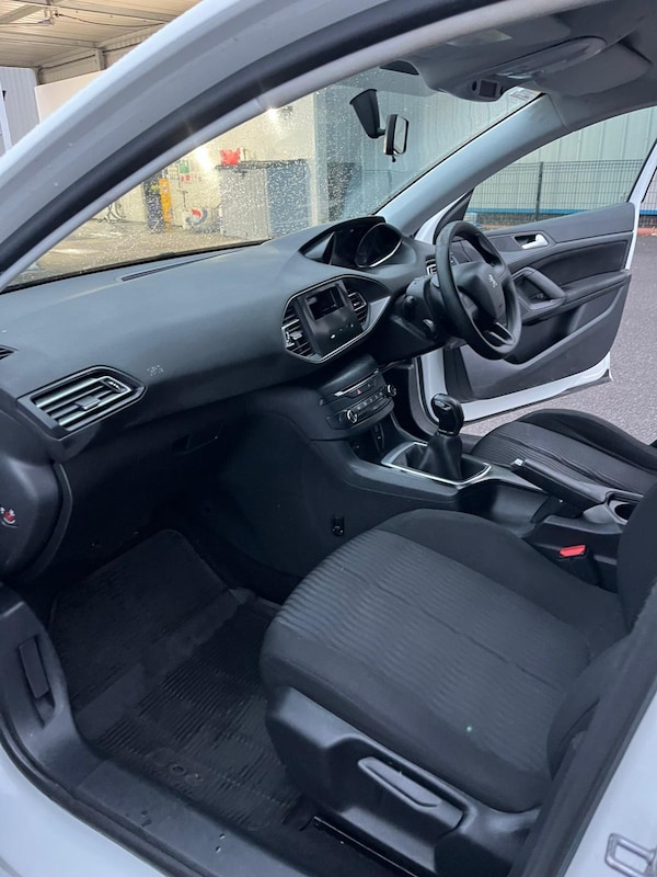 Used Peugeot 308 2017 for sale - 76314038: Photo 5