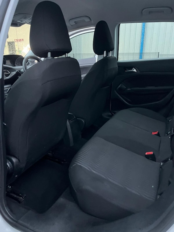 Used Peugeot 308 2017 for sale - 76314038: Photo 9