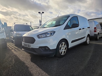 Used Ford Transit Courier 2018 for sale - 76173570: Photo