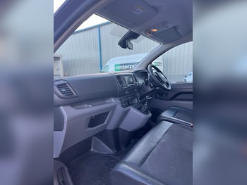 Used Vauxhall Vivaro 2021 for sale - 77093978: Photo