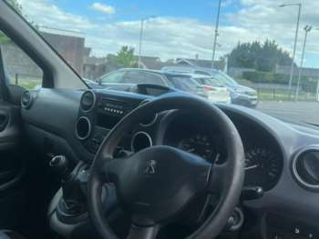 Used Peugeot Partner 2017 for sale - 74612936: Photo