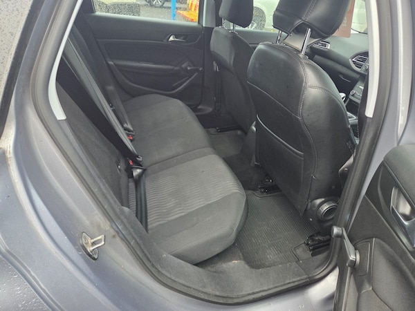 Used Peugeot 308 2018 for sale - 76329661: Photo 10
