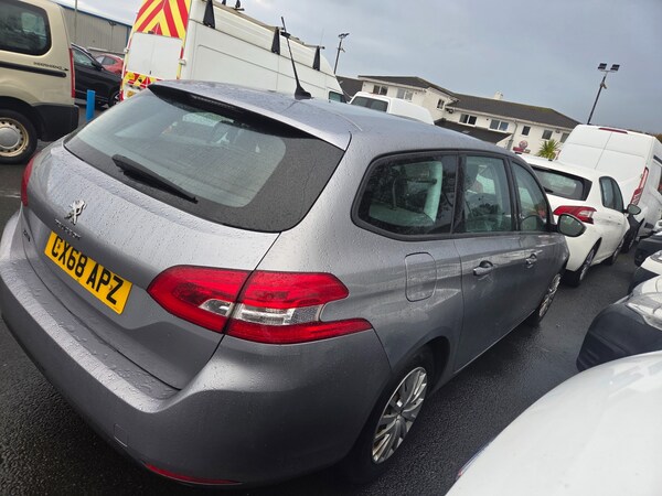 Used Peugeot 308 2018 for sale - 76329661: Photo 4