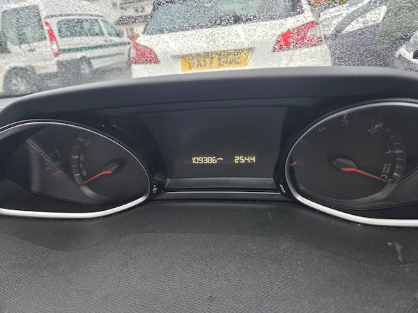 Used Peugeot 308 2018 for sale - 76329661: Photo 8
