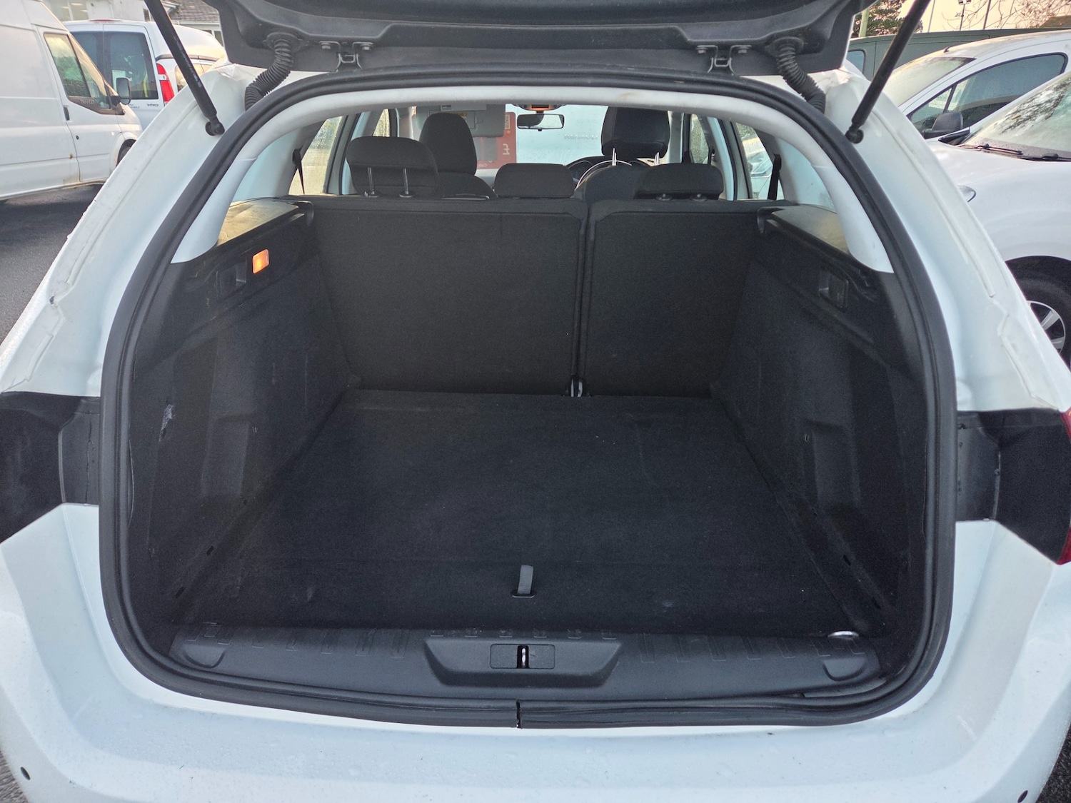 Used Peugeot 308 2020 for sale - 76362738: Photo 9