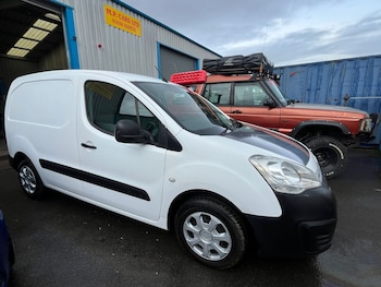 Used Citroen Berlingo 2015 for sale - 76437200: Photo