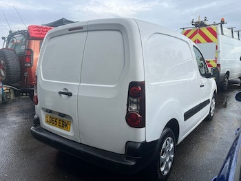 Used Citroen Berlingo 2015 for sale - 76437200: Photo