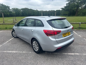 Used Kia Ceed 2024 for sale - 79093351: Photo