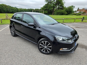 Used Volkswagen Polo 2014 for sale - 79093095: Photo
