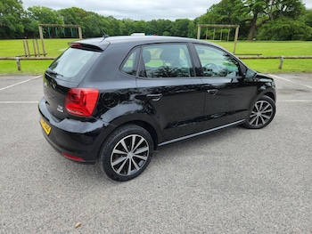Used Volkswagen Polo 2014 for sale - 79093095: Photo