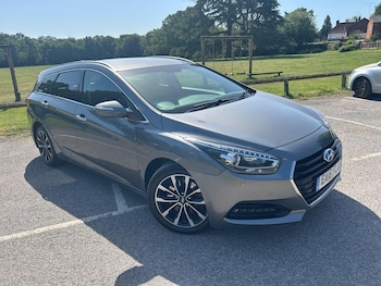 Used Hyundai i40 2016 for sale - 79093302: Photo