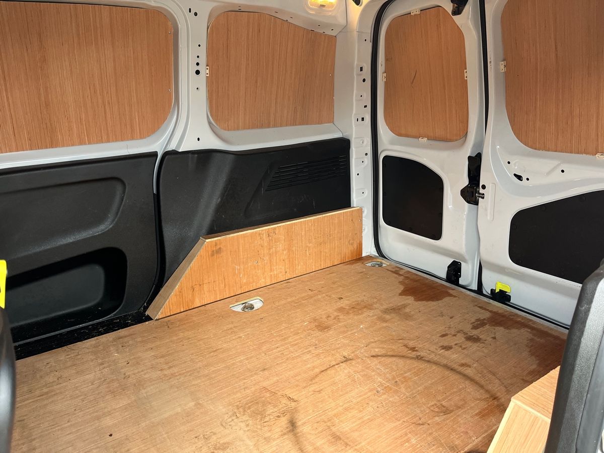 Used Peugeot Partner 2023 for sale - 75717460: Photo 10