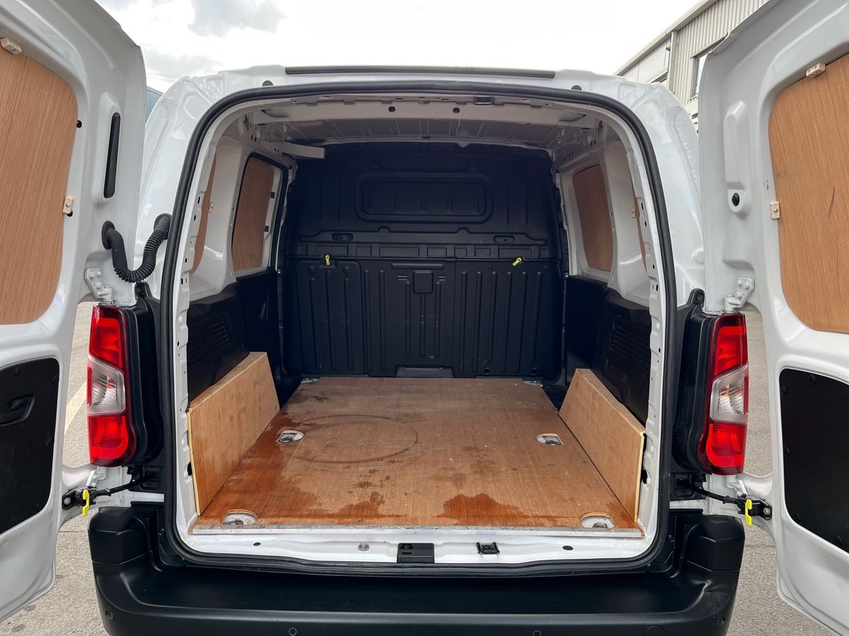 Used Peugeot Partner 2023 for sale - 75717460: Photo 11