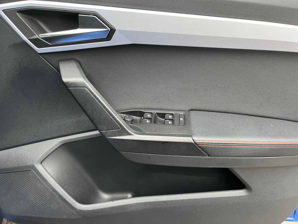 Used SEAT Arona 2023 for sale - 76705379: Photo 23