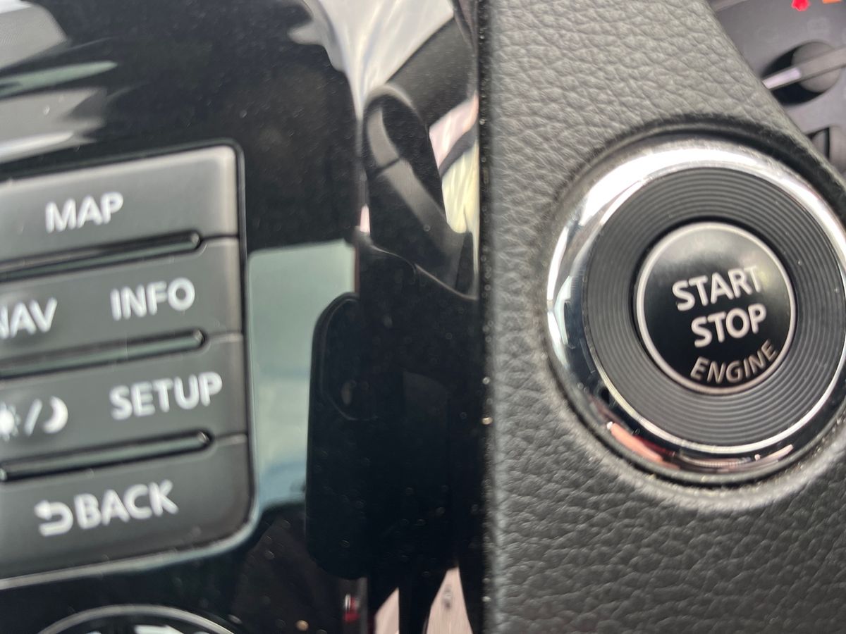 Used Nissan Qashqai 2017 for sale - 76069878: Photo 35