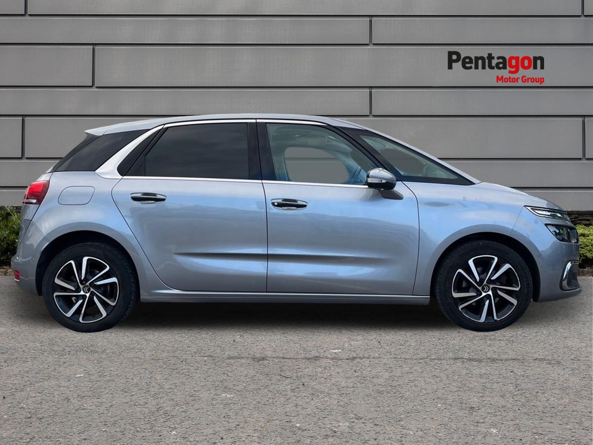 Used Citroen C4 Picasso 2017 for sale - 76040452: Photo 13