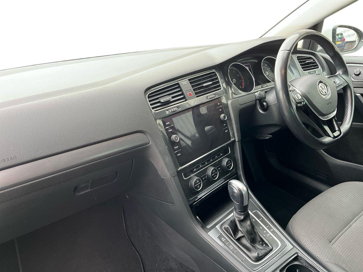 Used Volkswagen Golf 2020 for sale - 76963126: Photo 8