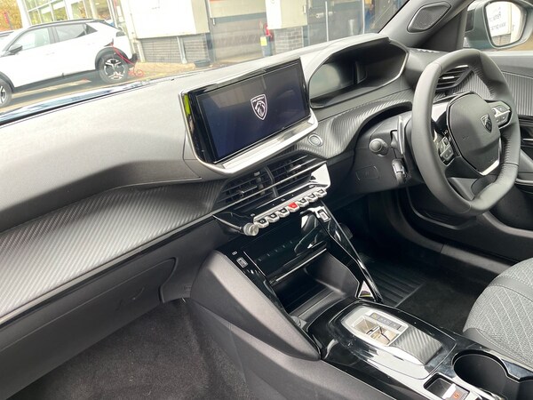 Used Peugeot 2008 2025 for sale - 76163983: Photo 8