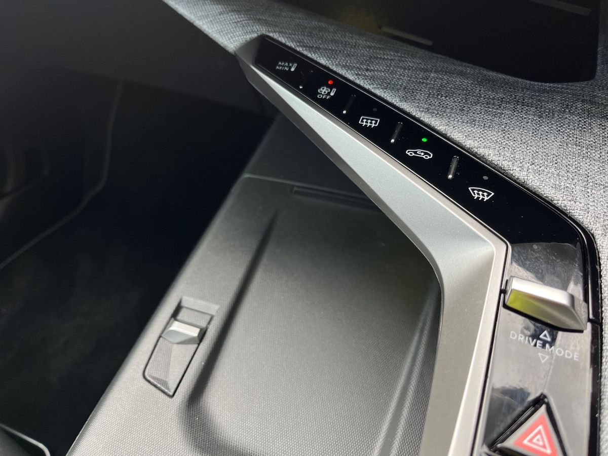 Used Peugeot 3008 2025 for sale - 75912519: Photo 32