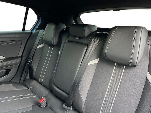 Used Vauxhall Astra 2024 for sale - 76148779: Photo 10