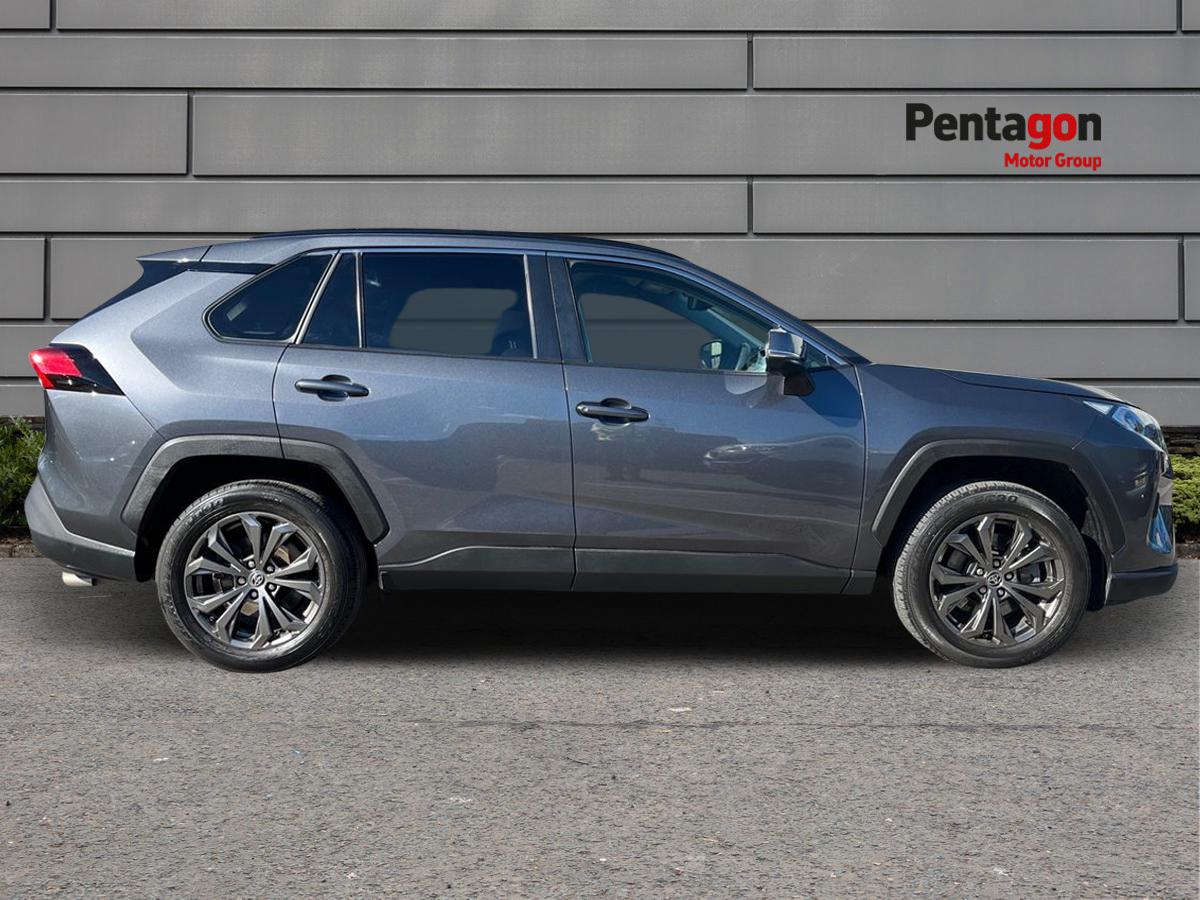 Used Toyota RAV4 2022 for sale - 75962145: Photo 13