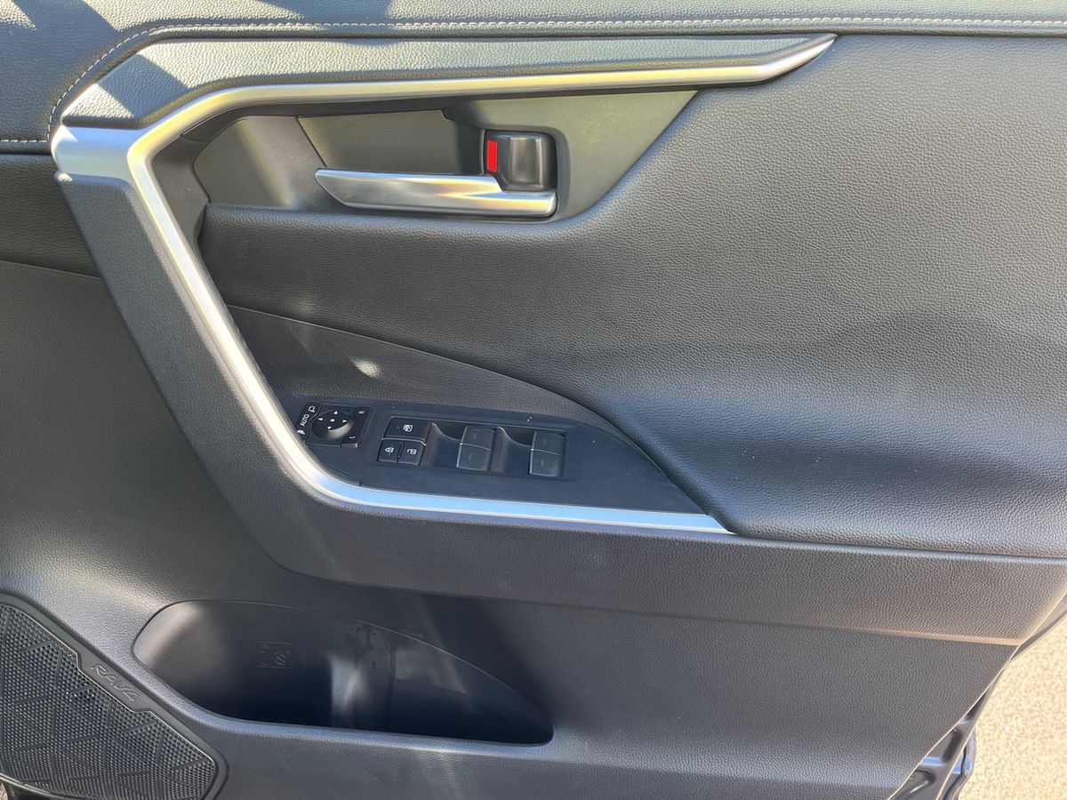 Used Toyota RAV4 2022 for sale - 75962145: Photo 24