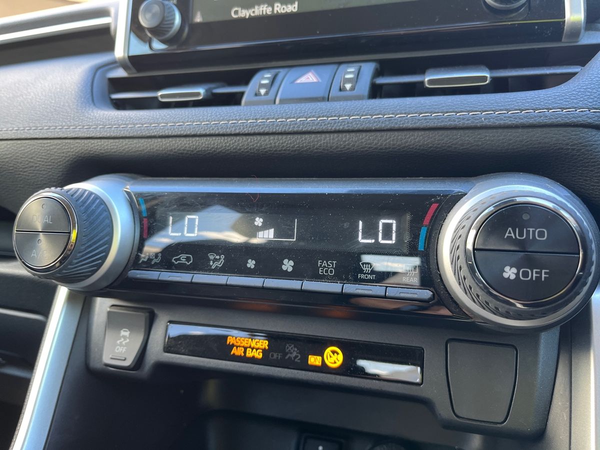 Used Toyota RAV4 2022 for sale - 75962145: Photo 31