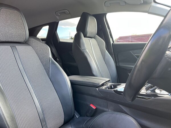 Used Peugeot 3008 2021 for sale - 76010841: Photo 25