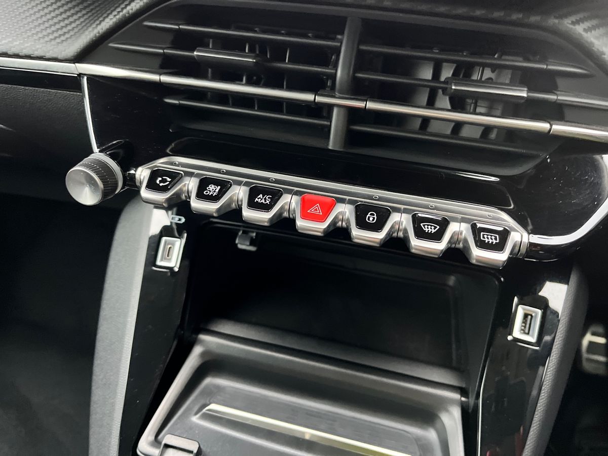 Used Peugeot 208 2023 for sale - 76950964: Photo 31