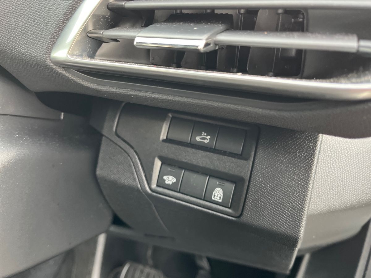 Used Peugeot 3008 2020 for sale - 76705332: Photo 25